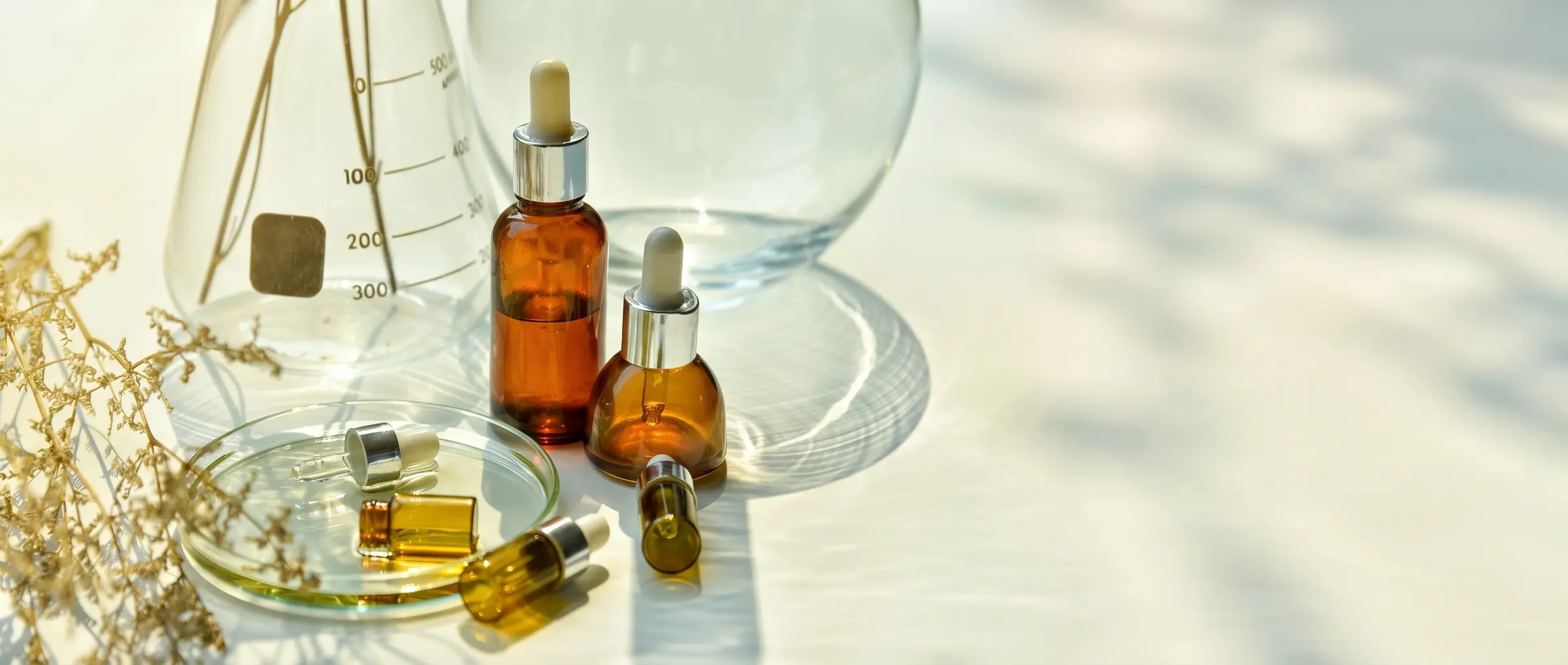 Pharmaceutical formulation ingredients and amber glass containers